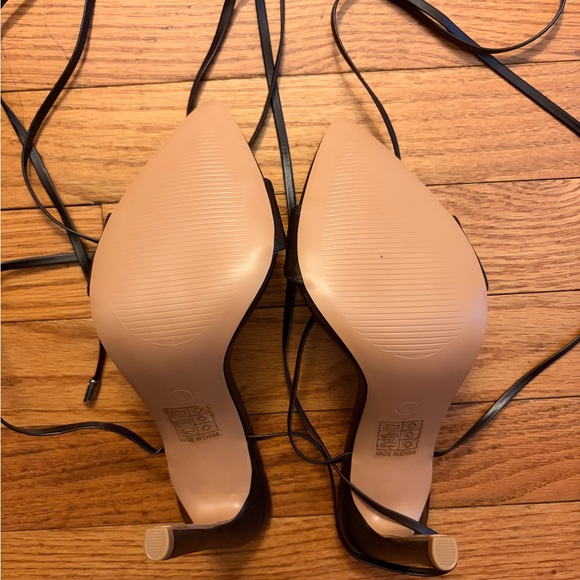 Pretty Little Thing Elegant Chocolate Brown Scrappy Heels - Picture 3 of 3